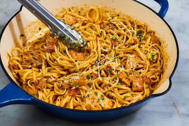 Make Your Meal Memorable with the Best-Ever Chicken Carbonara Recipe!